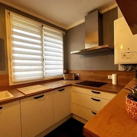 Apartament Au Coeur De : A Deux Pas De La Cathedrale