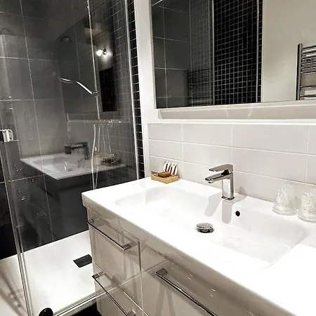 Au Coeur De : A Deux Pas De La Cathedrale *