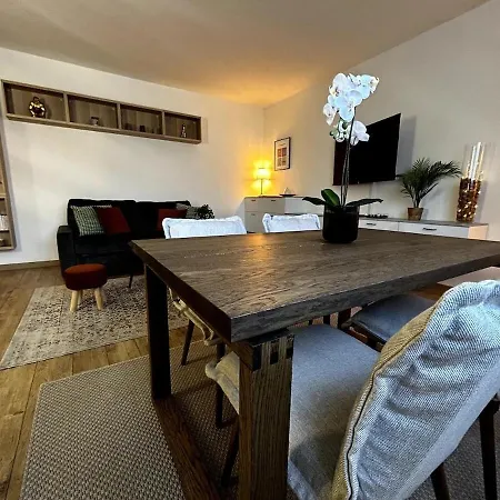 Apartament Au Coeur De : A Deux Pas De La Cathedrale Reims