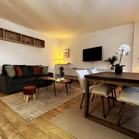 Au Coeur De : A Deux Pas De La Cathedrale Apartament
