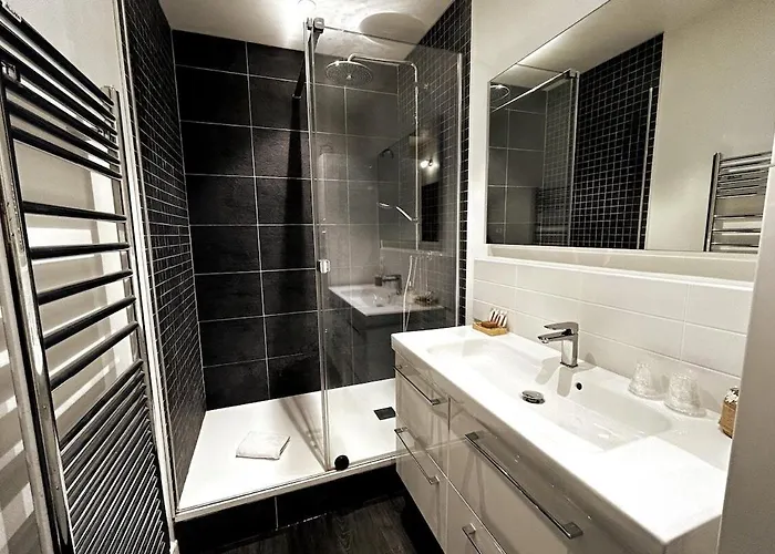 דירה Au Coeur De : A Deux Pas De La Cathedrale ריימס