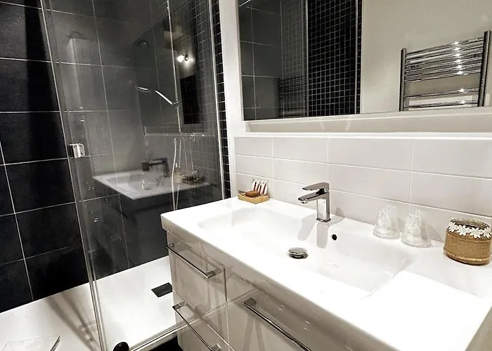 Au Coeur De : A Deux Pas De La Cathedrale *