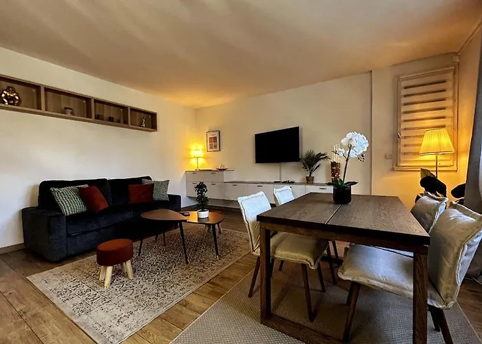 Au Coeur De : A Deux Pas De La Cathedrale דירה *